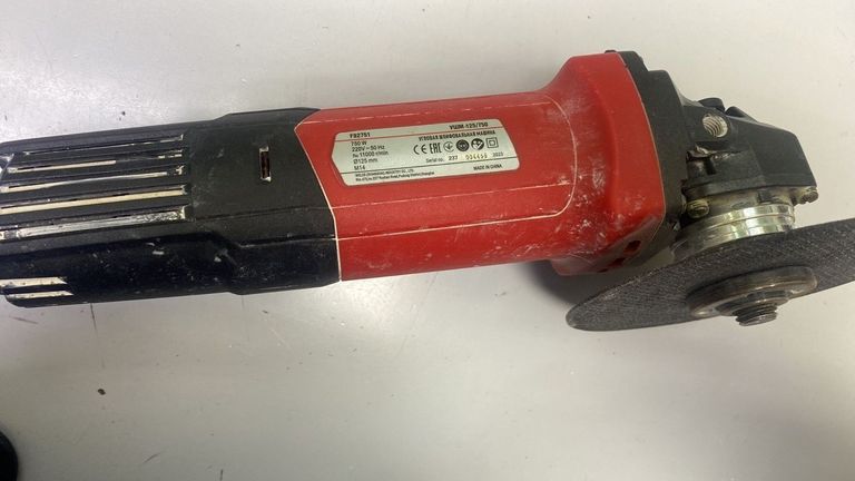 Дешиво Felisatti УШМ-125/750 F82751 с ломбарда