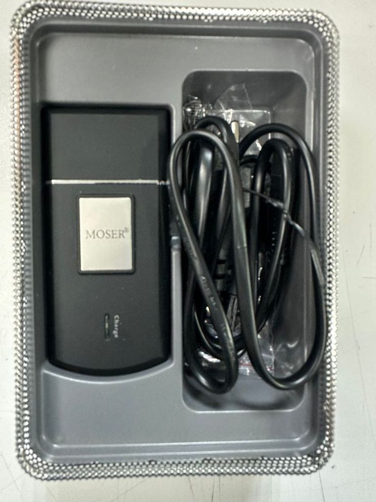 Дешиво Moser mobile travel shaver 3615 с ломбарда