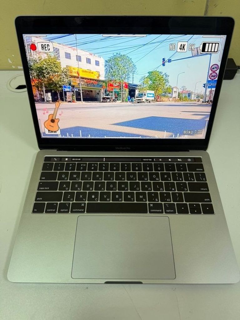 Купить Apple macbook pro 2018 a1989 13,3" core i5 2,3ghz/ram8gb/ssd256gb/intel iris plus graphics 655 Б/У