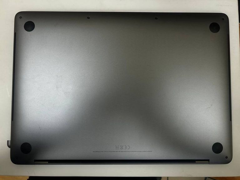 Apple macbook pro a1989 13,3" core i5 2,4ghz/ram8gb/ssd256gb/iris plus graphics 655 Код:01-200835304. Зображення 11