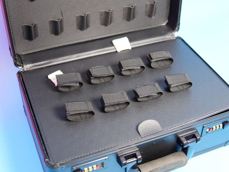 Бьюті кейс валіза для перукаря барбера з кодовим замком пластик чорний 40х27х15см. Новий.  Код:null. Зображення 5