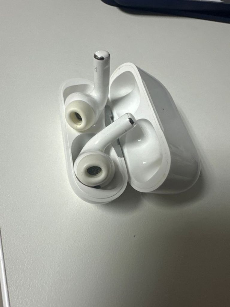 Распродажа Apple airpods pro 2nd generation with magsafe charging case usb-c, продавец Техноскарб