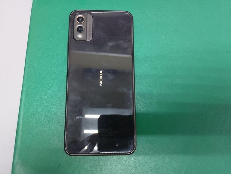 Дешево Nokia C32 4/64GB Green з ломбарду