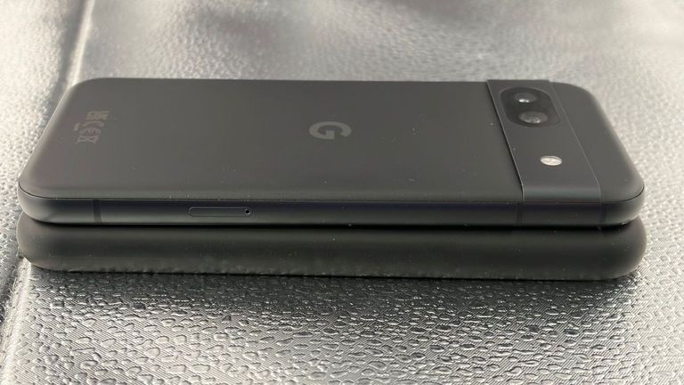 Google pixel 8a 8/128gb Код:01-200855702. Зображення 6