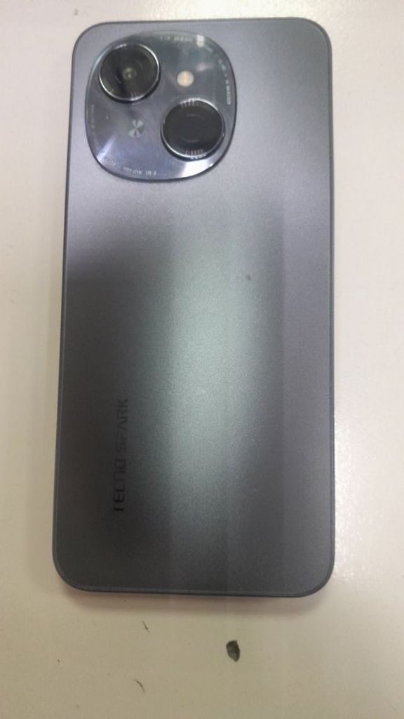 Дешиво Tecno spark go 1 kl4 4/64gb с ломбарда
