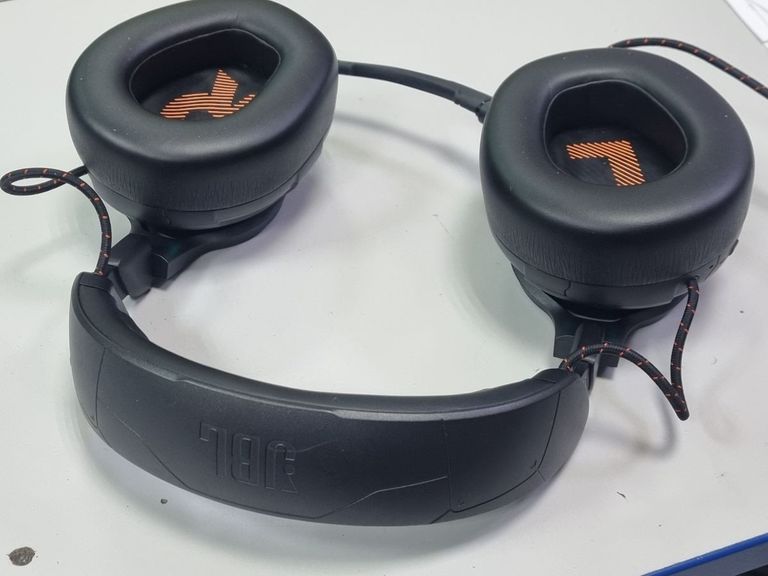 Jbl quantum one Код:01-200859727. Зображення 23