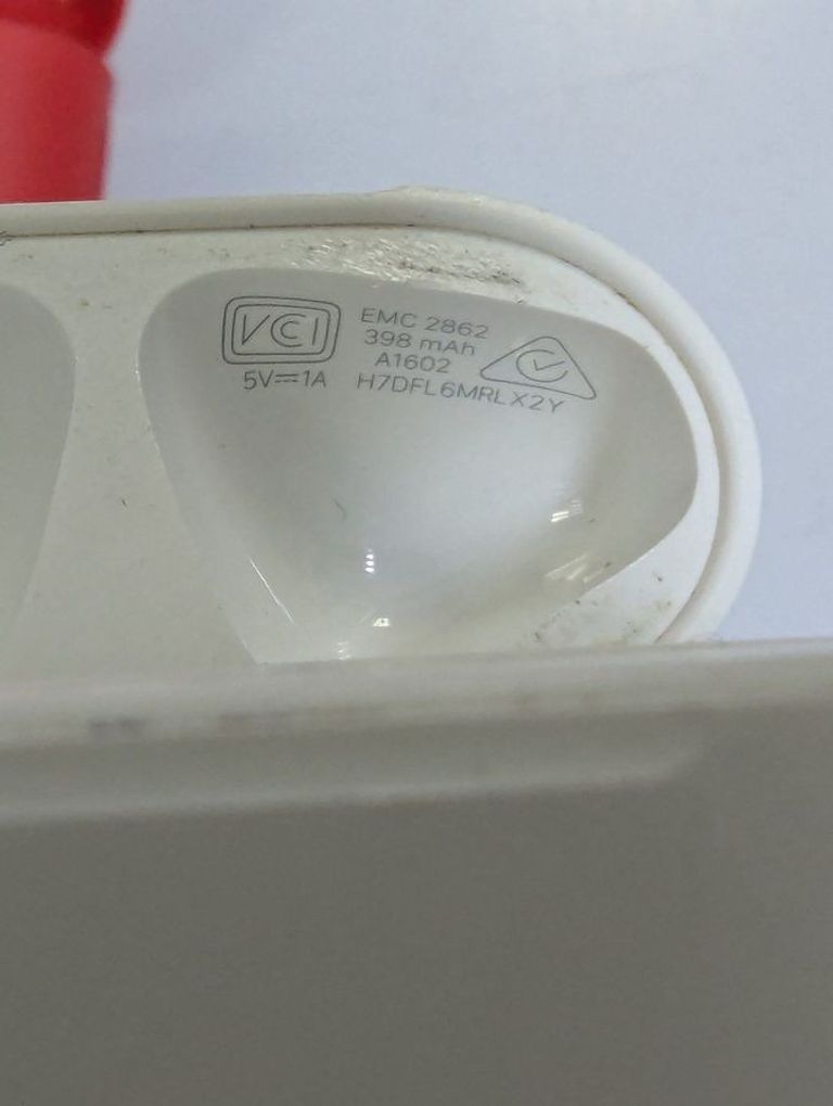 Дешево Apple airpods 2nd generation a1602, a2031, a2032 з ломбарду