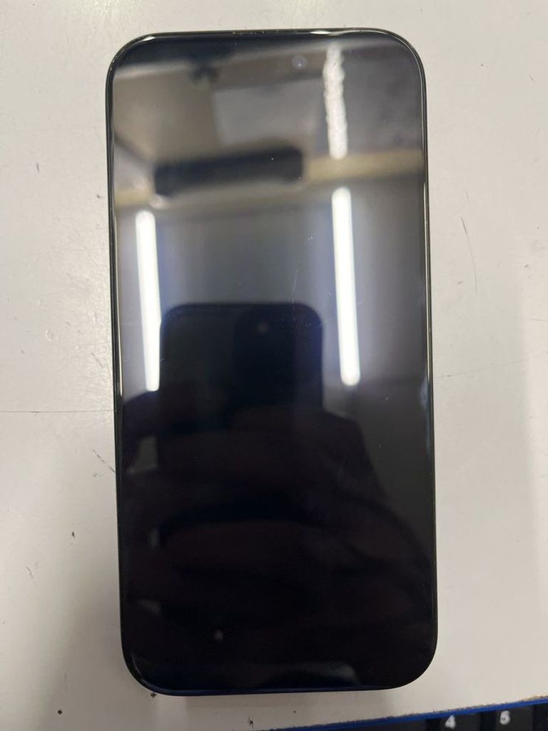 Купить Apple iphone 15 pro 128gb esim Б/У