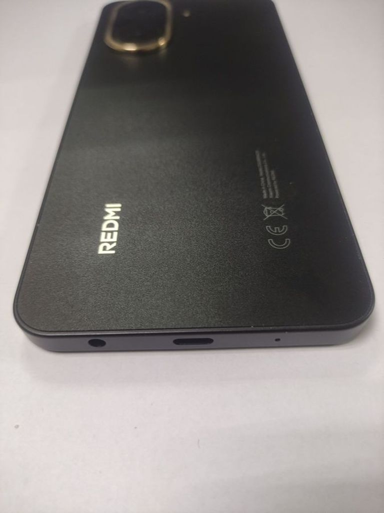 Дешево Xiaomi redmi a5 4/128gb з ломбарду