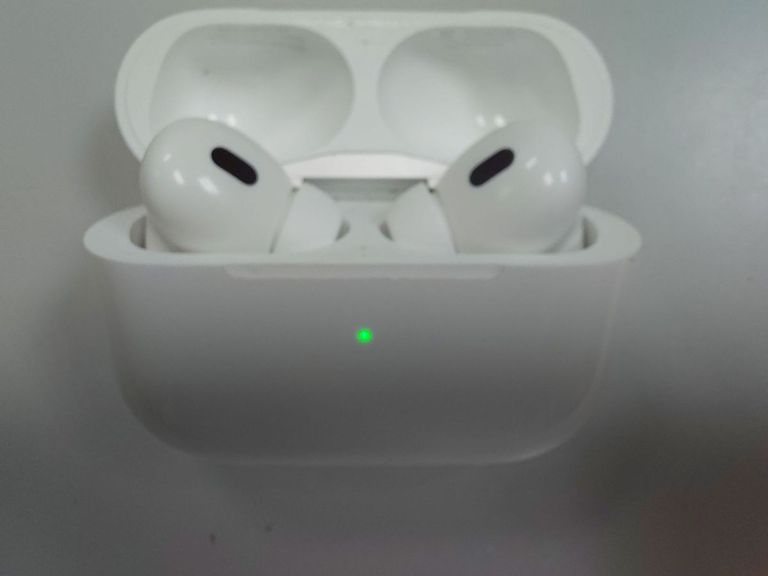 Купить Apple airpods pro 2nd generation Б/У
