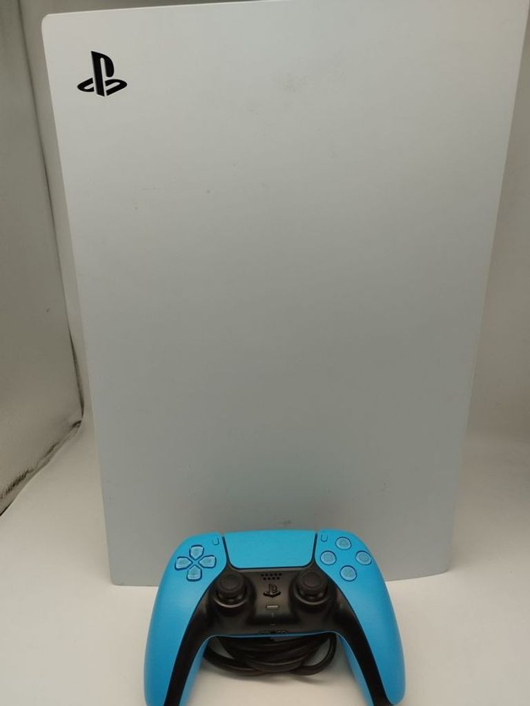 Купить Sony PlayStation 5 Digital Edition 825GB Б/У