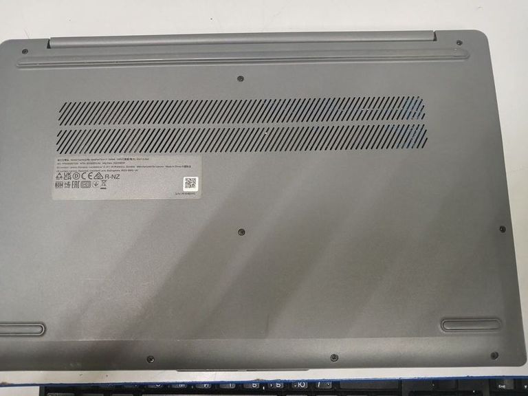 Оголошення Lenovo 15/core i3-n305 ddr5/8gb ddr5/hdd *відсутній/ssd 512 gb/*інтегрована Б/У