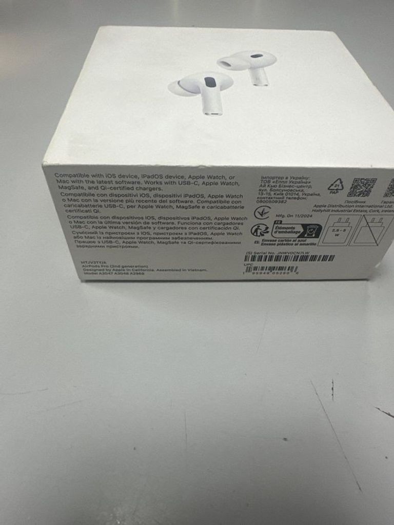 Дешево Apple airpods pro 2nd generation with magsafe charging case usb-c з ломбарду