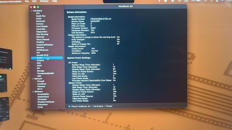 Дешево Apple macbook air 13,6" m2 2022 з ломбарду