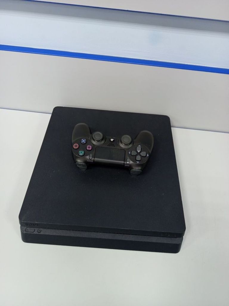 Купить  Sony PlayStation 4 Slim 1TB Black Б/У