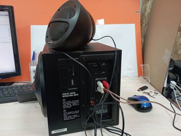 Дешиво Vinga KBS170 Black с ломбарда