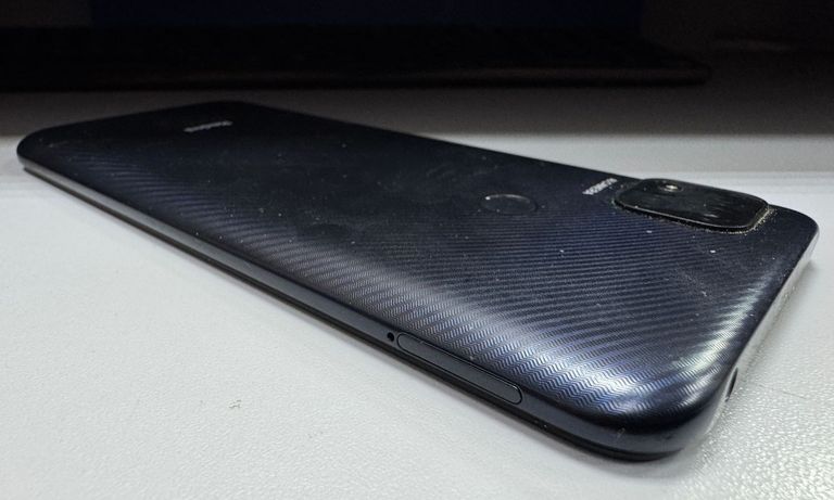 Розпродаж Xiaomi redmi 9c 3/64gb, продавець Техноскарб