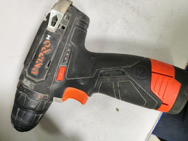 Дешиво Dnipro-M cd-12cx compact с ломбарда