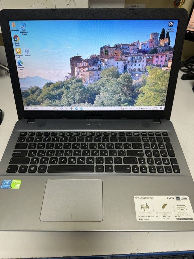 Купити Asus 15/pentium n4200 ddr3/4gb ddr3/hdd 1000 gb/ssd *відсутній/geforce 810m Б/У