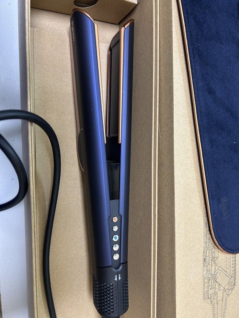 Купити Dyson airstrait ht01 prussian/rich copper Б/У