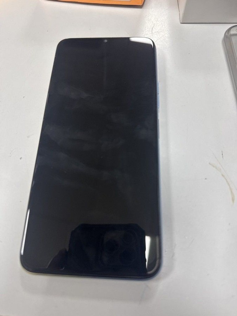 Дешево Tecno spark 8p kg7n 4/64gb з ломбарду