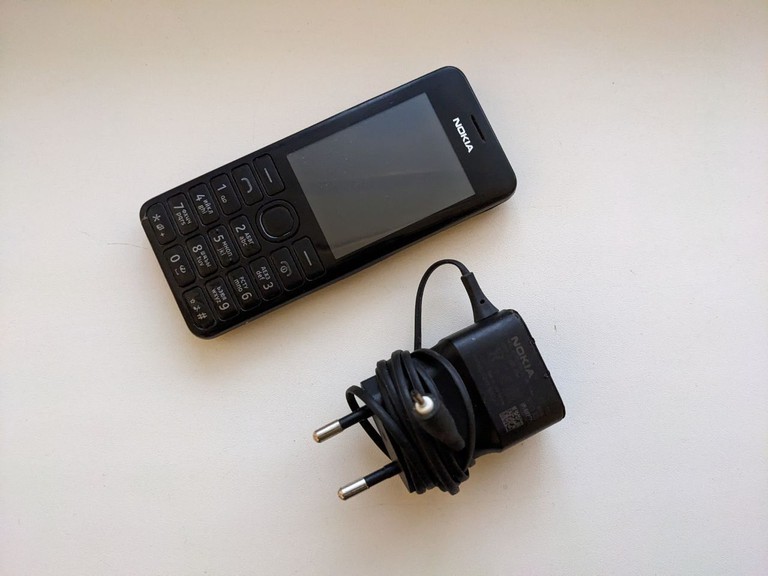 Купити Nokia 206 Б/У