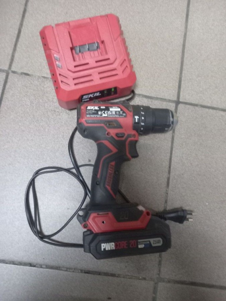 Skil cd1e307501 1акб 2.5ah зп Код:01-200948779. Изображение 5