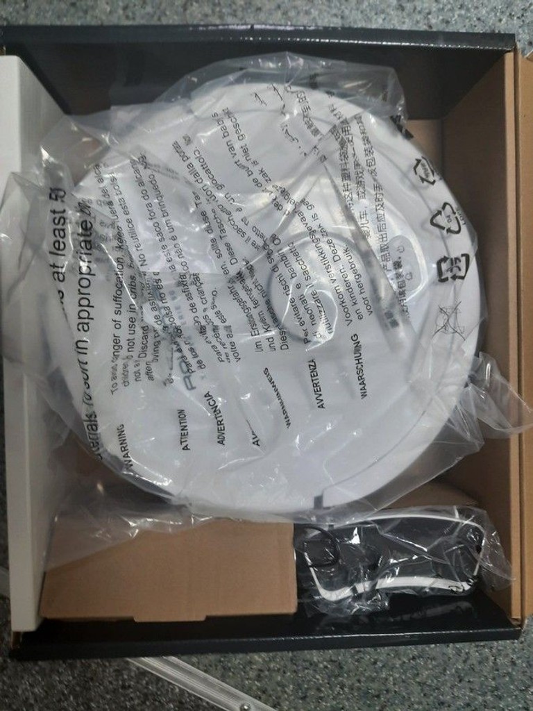 Купити Rowenta X-Plorer Serie 90 RR8777WH Б/У