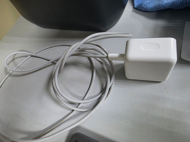 Купить Apple 15,3"/ a2941/ m2 / ram8gb/ ssd256gb/ retina, truetone Б/У