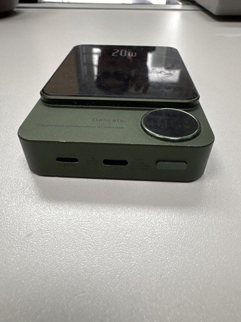 Дешево Delicate q9 20w plus з ломбарду