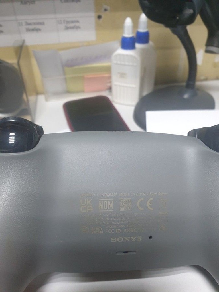 Дешево Sony DualSense Black з ломбарду