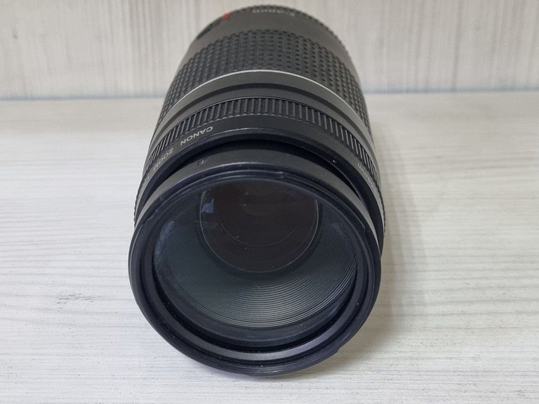 Оголошення Canon EF 75-300mm f/4-5,6 III (6473A0150 Б/У