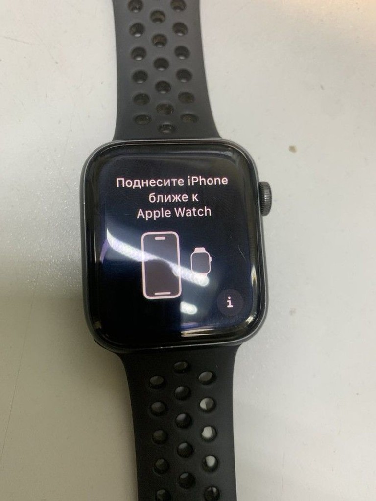 Купити Apple watch se gps 44mm aluminum case Б/У