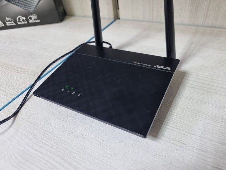 Оголошення Asus rt-n12+b1 Б/У