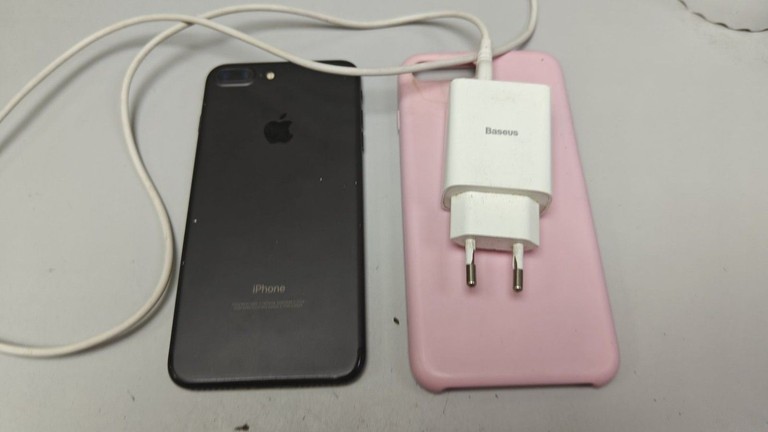 Купити Apple iphone 7 plus 32gb Б/У