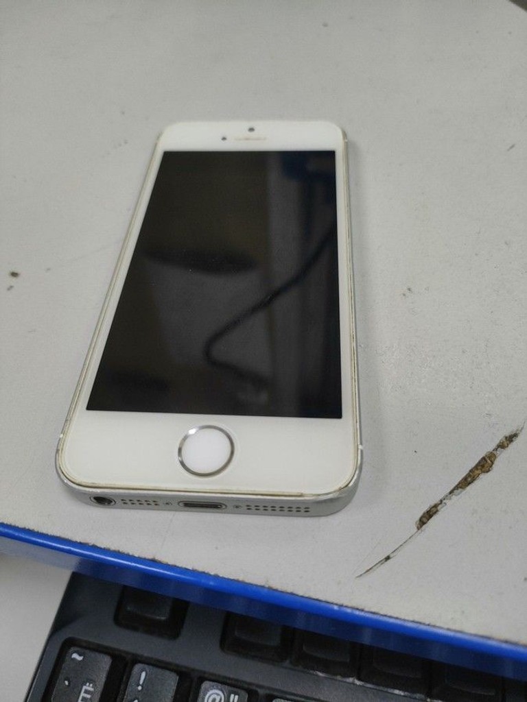 Оголошення Apple iphone se 1 32gb Б/У
