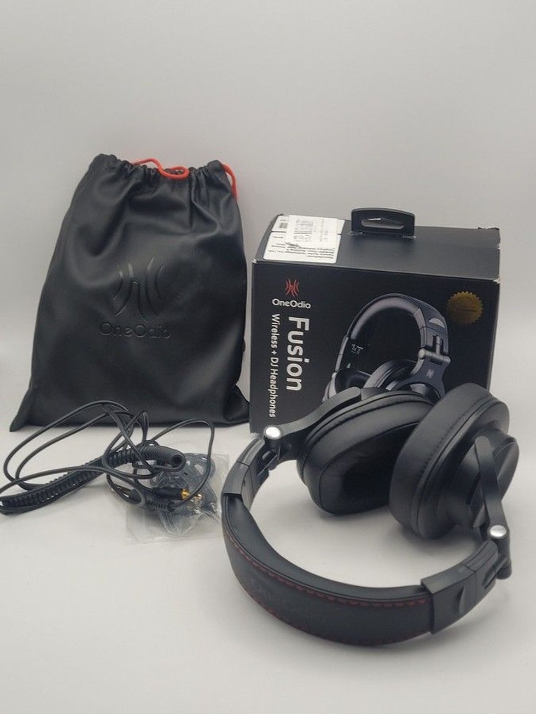 Купить Oneodio Fusion A70 Black Б/У