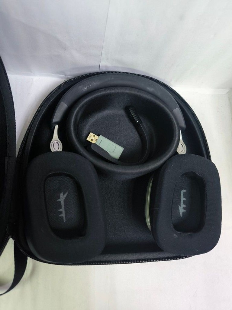 Оголошення Logitech ASTRO A30 WIRELESS The Mandalorian Edition (939-002171) Б/У