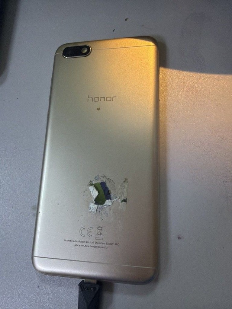 Оголошення Huawei honor 7a 2/16gb Б/У