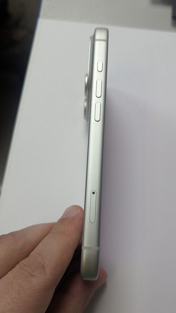 Apple iPhone 17 Pro 256GB Deep Blue (MG8J4) Код:01-201086240. Изображение 9
