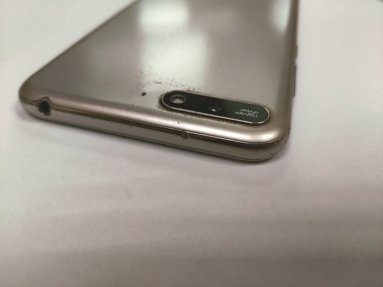 Huawei y6 2018 2/16gb Код:01-201088513. Зображення 6