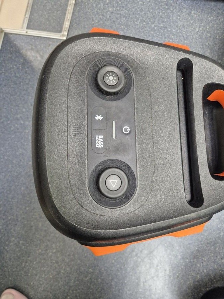 Купити Jbl partybox 110 Б/У