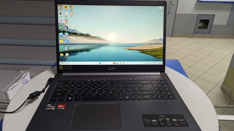 Купить Acer 15/ryzen 5 5500u ddr4/8gb ddr4/hdd *відсутній/ssd 512 gb/radeon rx640 2gb Б/У