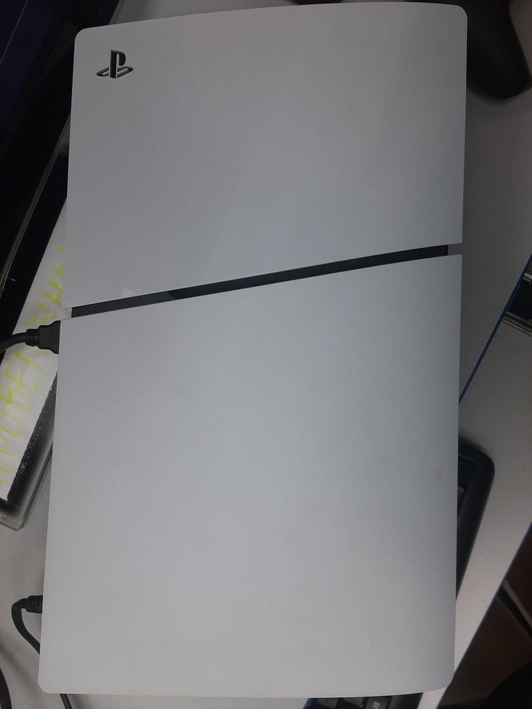 Купить Sony PlayStation 5 Slim Digital Edition 1TB Б/У