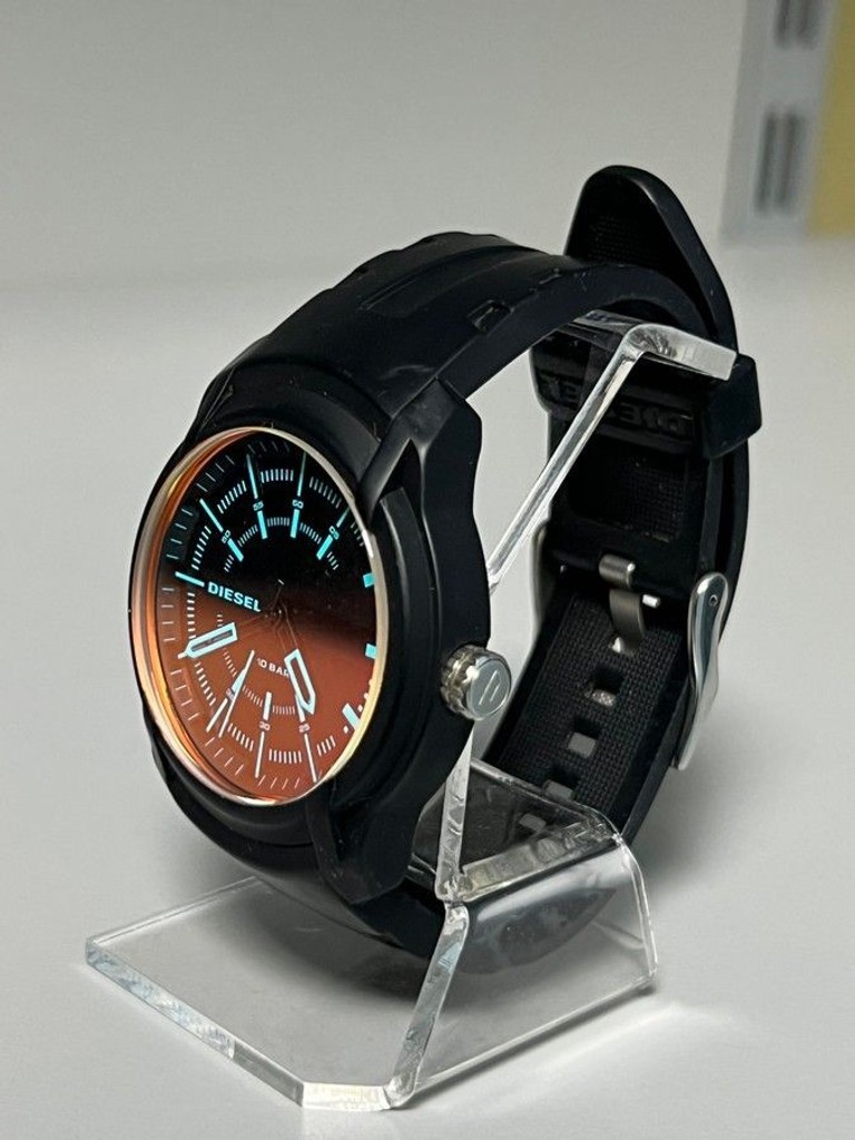 Купить Diesel dz 1819 Б/У