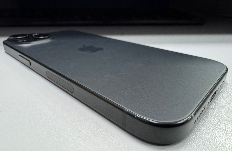 Apple iphone 15 128gb esim Код:01-201146226. Изображение 8