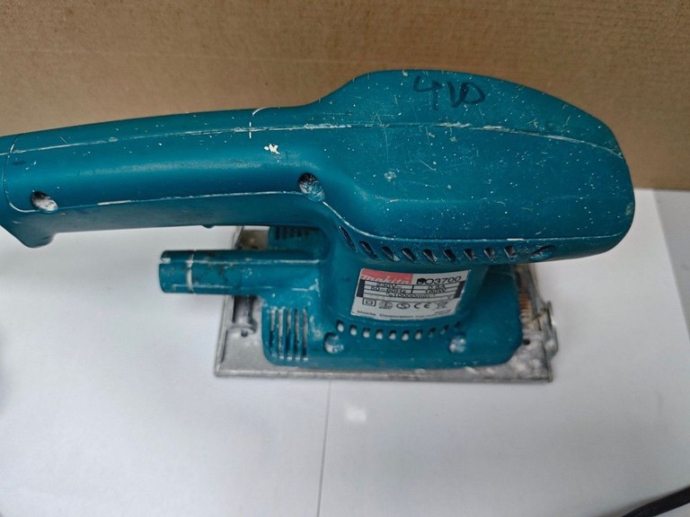 Купити Makita bo3700 Б/У