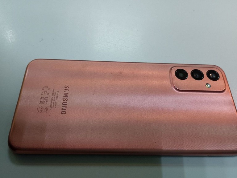 Купити Samsung galaxy m13 sm-m135f 4/64gb Б/У