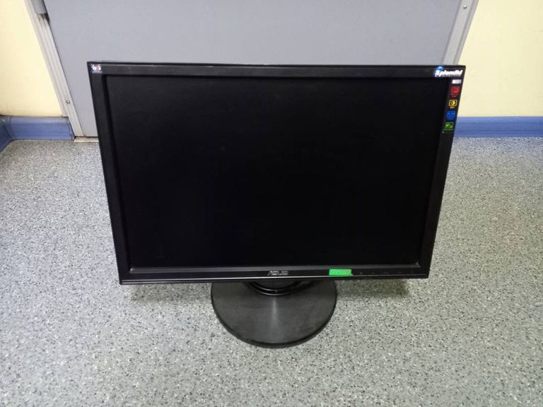Купити Asus vw 193 Б/У