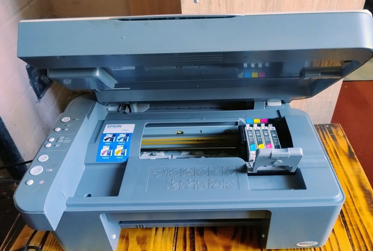 Оголошення Epson Stylus CX3700 Б/У